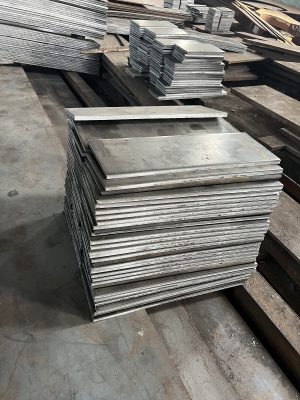 Nhận gia công thép tấm theo yêu cầu giá rẻ tại TPHCM Nhận gia công thép tấm theo yêu cầu giá rẻ tại TPHCM